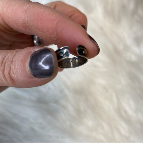 Sterling Silver 925 Mexico Graphite Gray Embossed Waves Toe Ring Adjustable - Picture 2 of 6